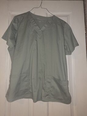 Womens V-Neck Medical Scrub Top - Sage Green